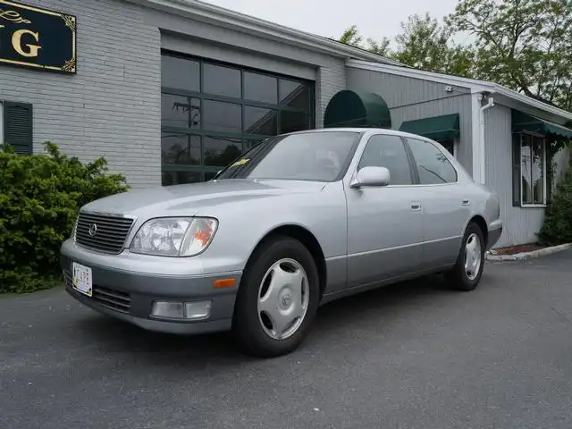 1998 Lexus LS 500 400's photo