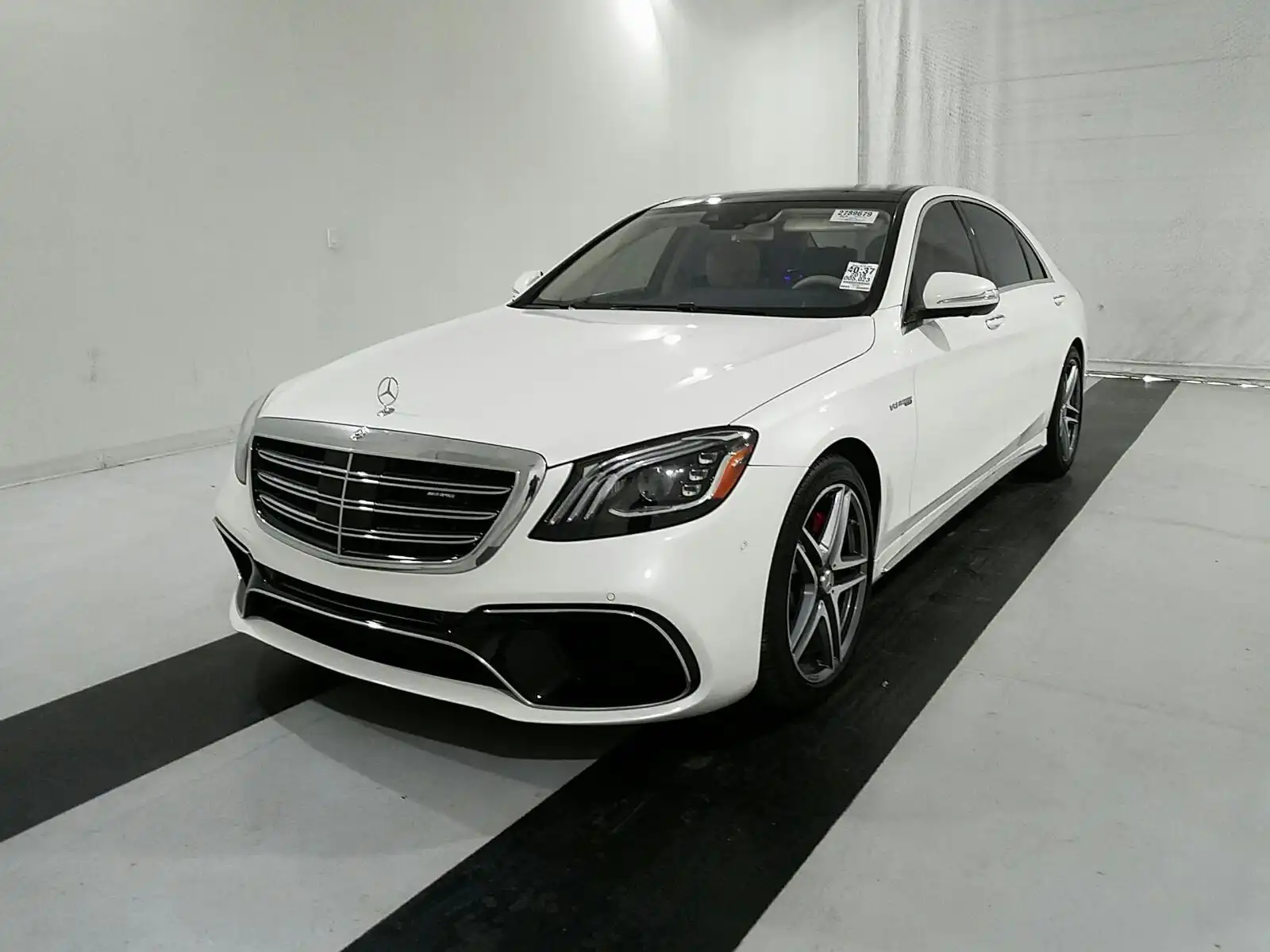 2018 Mercedes-Benz S-Class AMG S63 4MATIC's photo