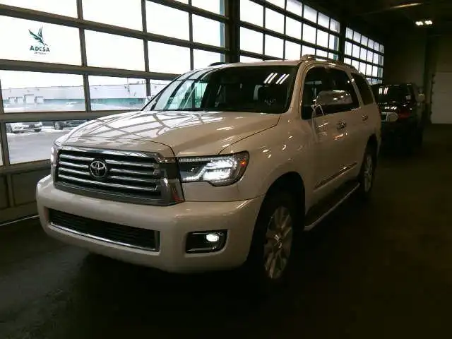 2018 Toyota Sequoia Platinum's photo