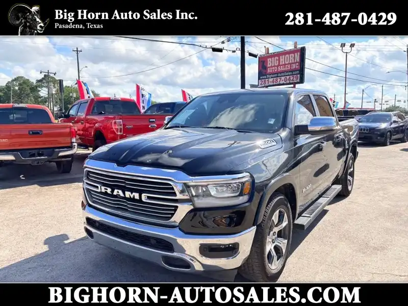 2019 RAM 1500 Laramie Crew Cab 5'7's photo