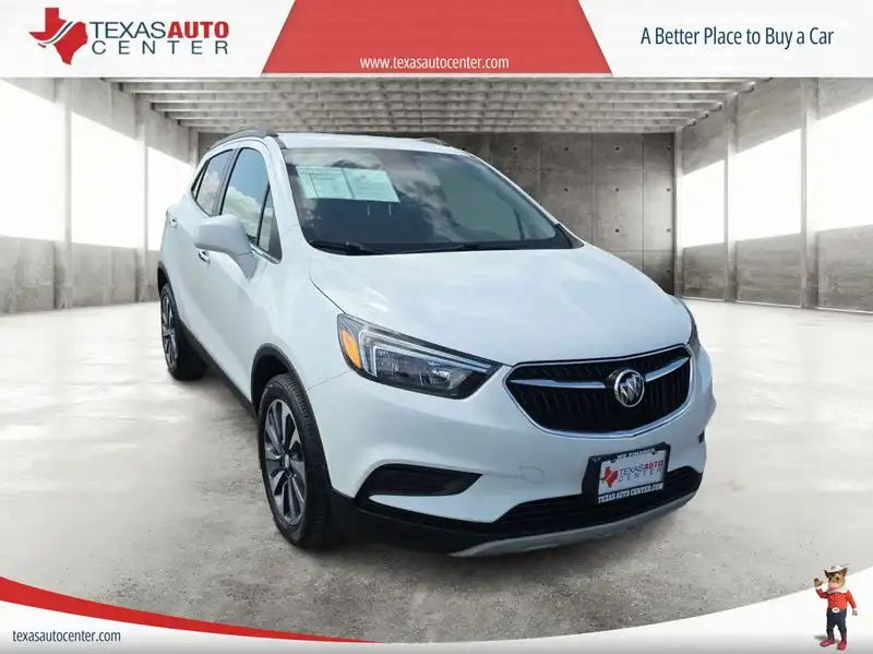 2022 Buick Encore Preferred's photo
