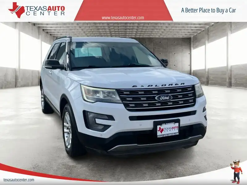 2017 Ford Explorer XLT FWD's photo