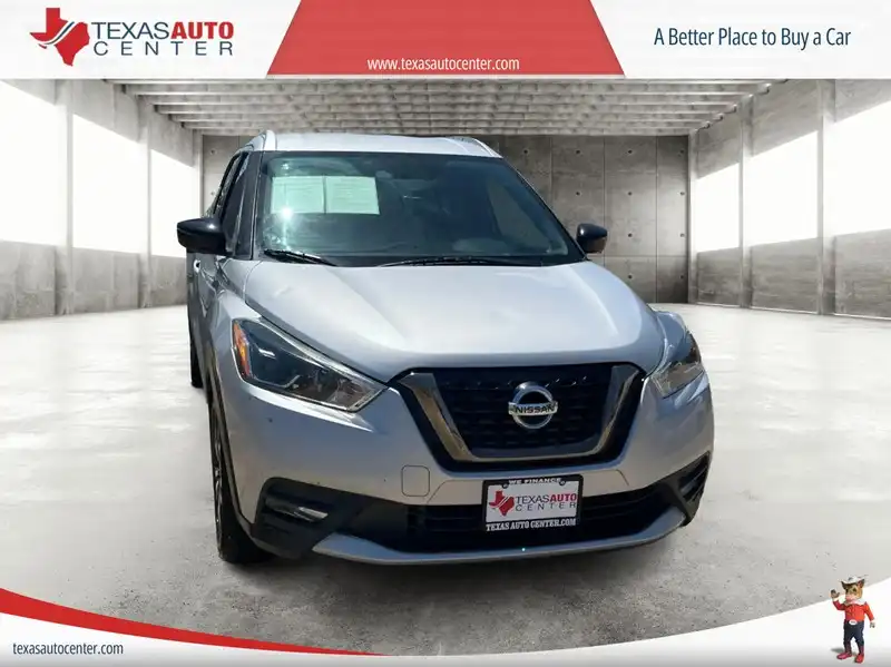 2019 Nissan Kicks 1.6 SR's photo