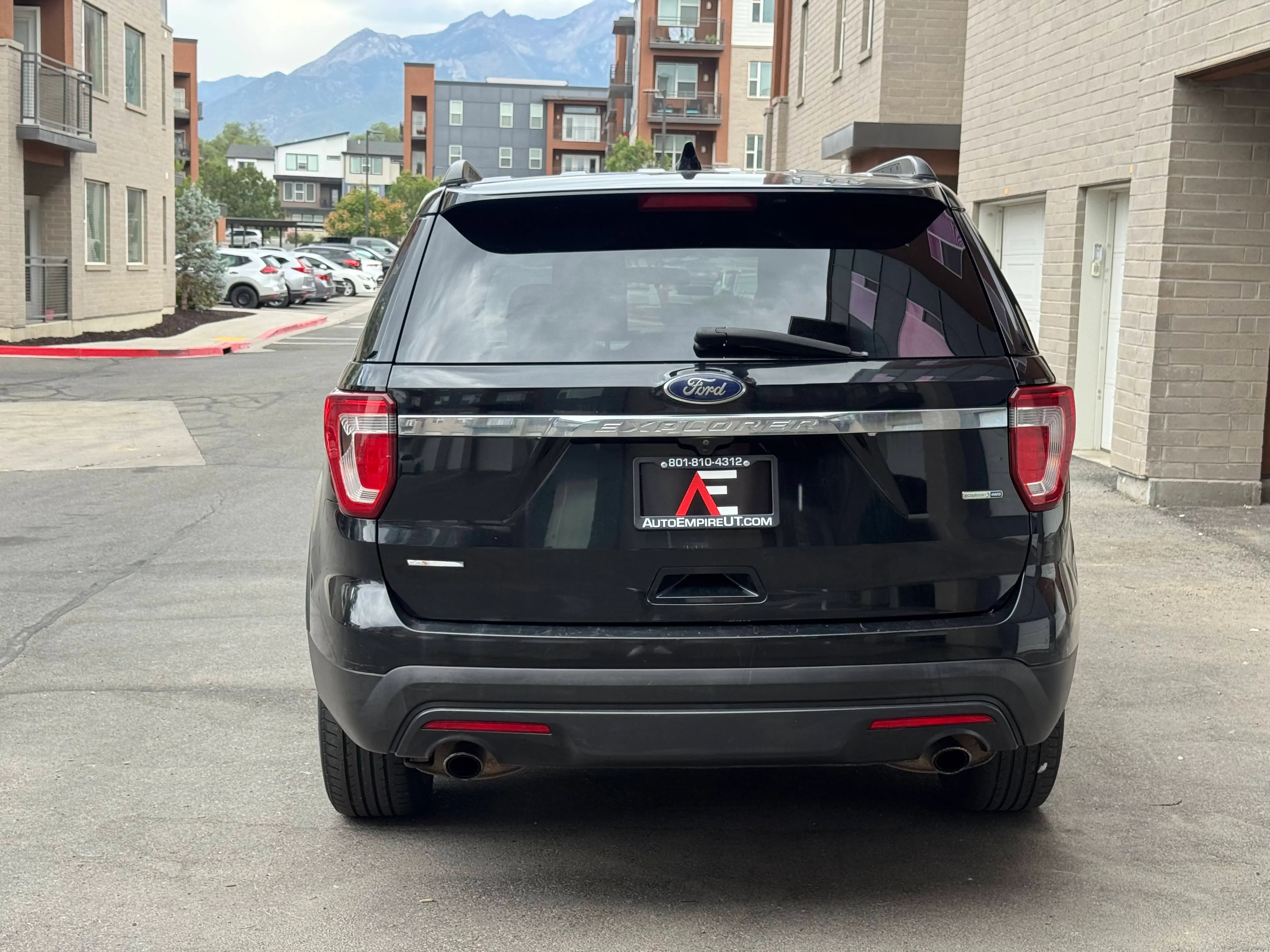 2016 Ford Explorer Base 4WD photo 5