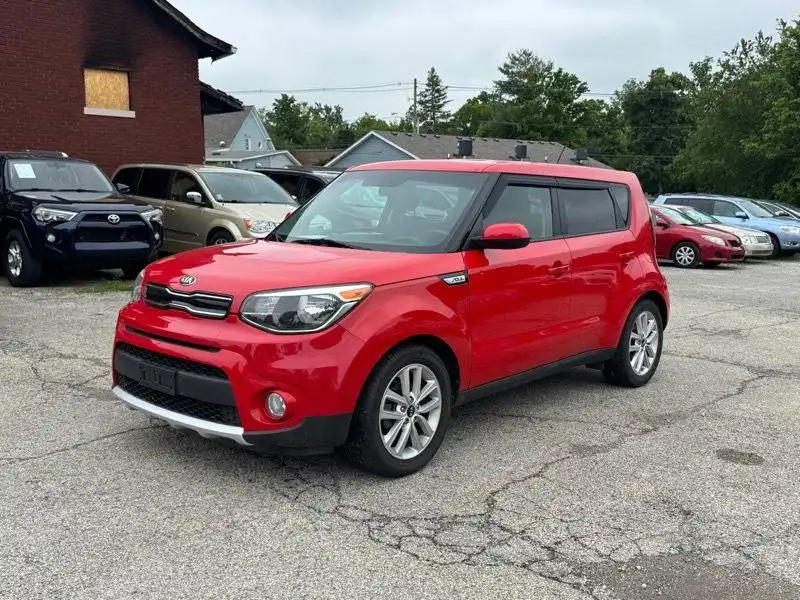 2017 Kia Soul 2.0L + 6 A/T's photo