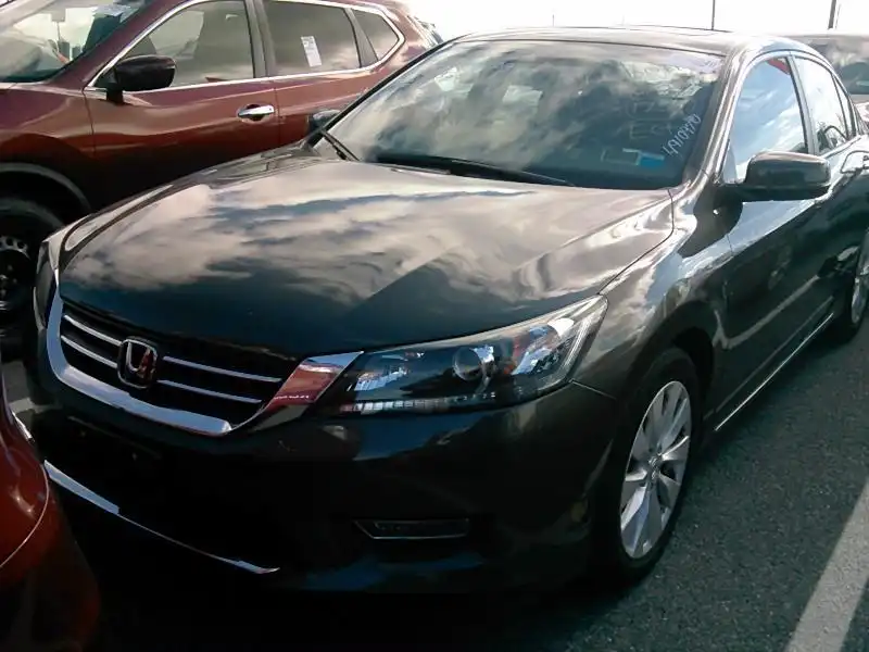 2013 Honda Accord EX-L Auto's photo