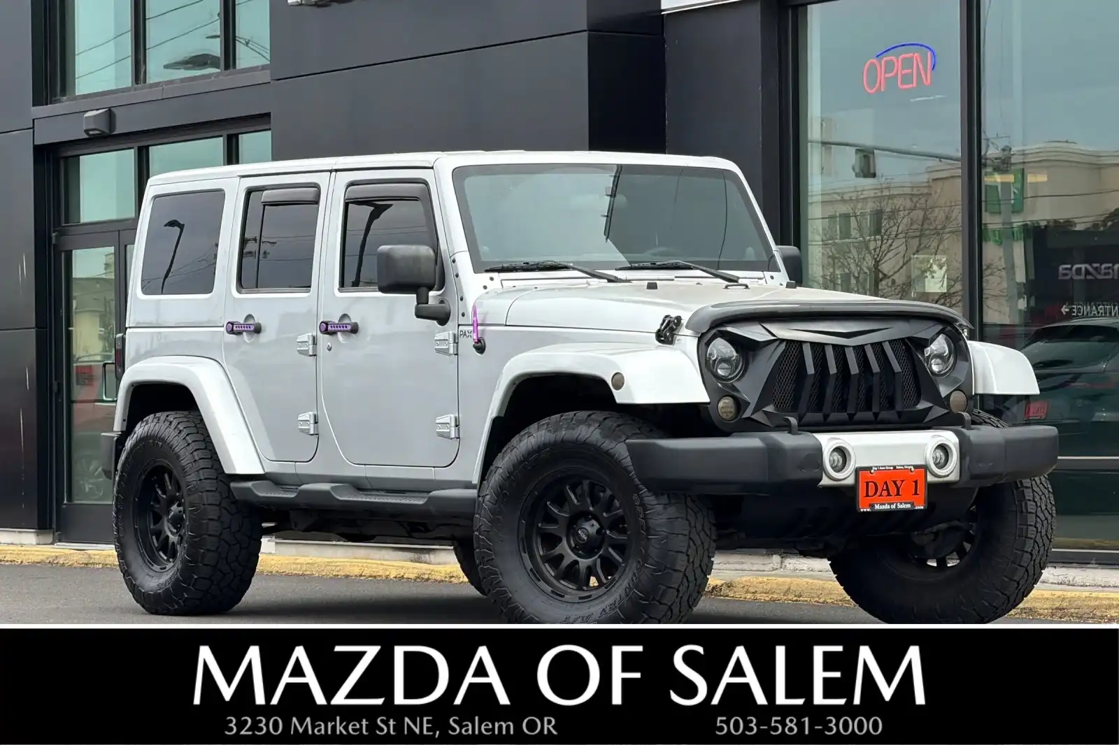 2012 Jeep Wrangler Sahara 4WD's photo