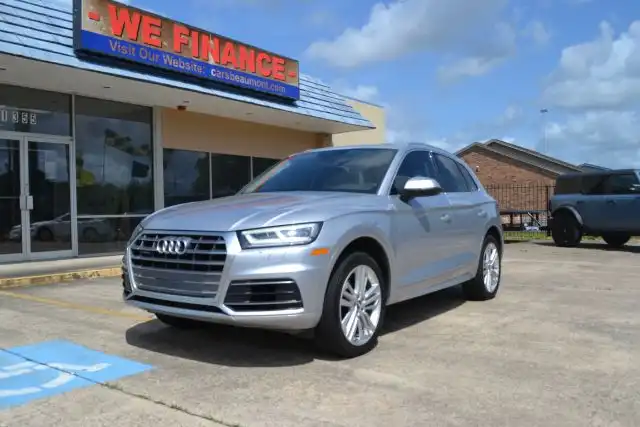 2018 Audi Q5 2.0T quattro S tronic Premium Plus's photo