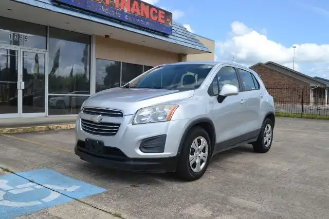 2016 Chevrolet Trax LS's photo