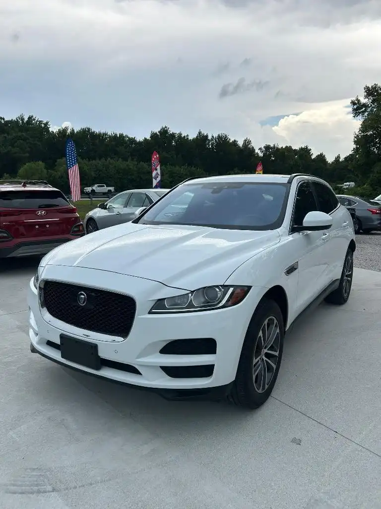 2020 Jaguar F-PACE 25t Premium AWD's photo