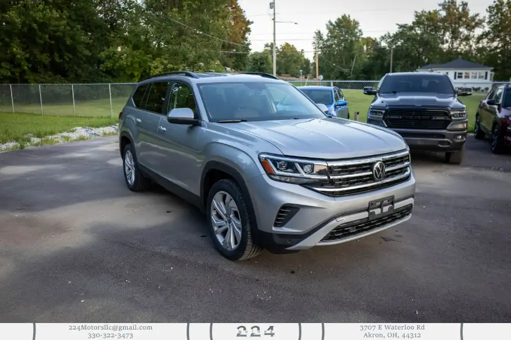 2023 Volkswagen Atlas 2.0T SE w/Tech 4MOTION's photo