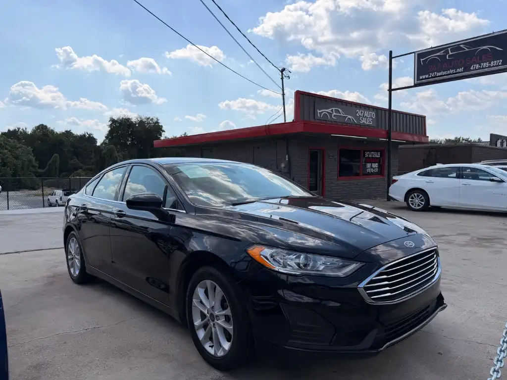 2019 Ford Fusion SE FWD's photo