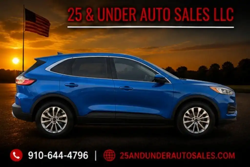 2020 Ford Escape Titanium AWD's photo