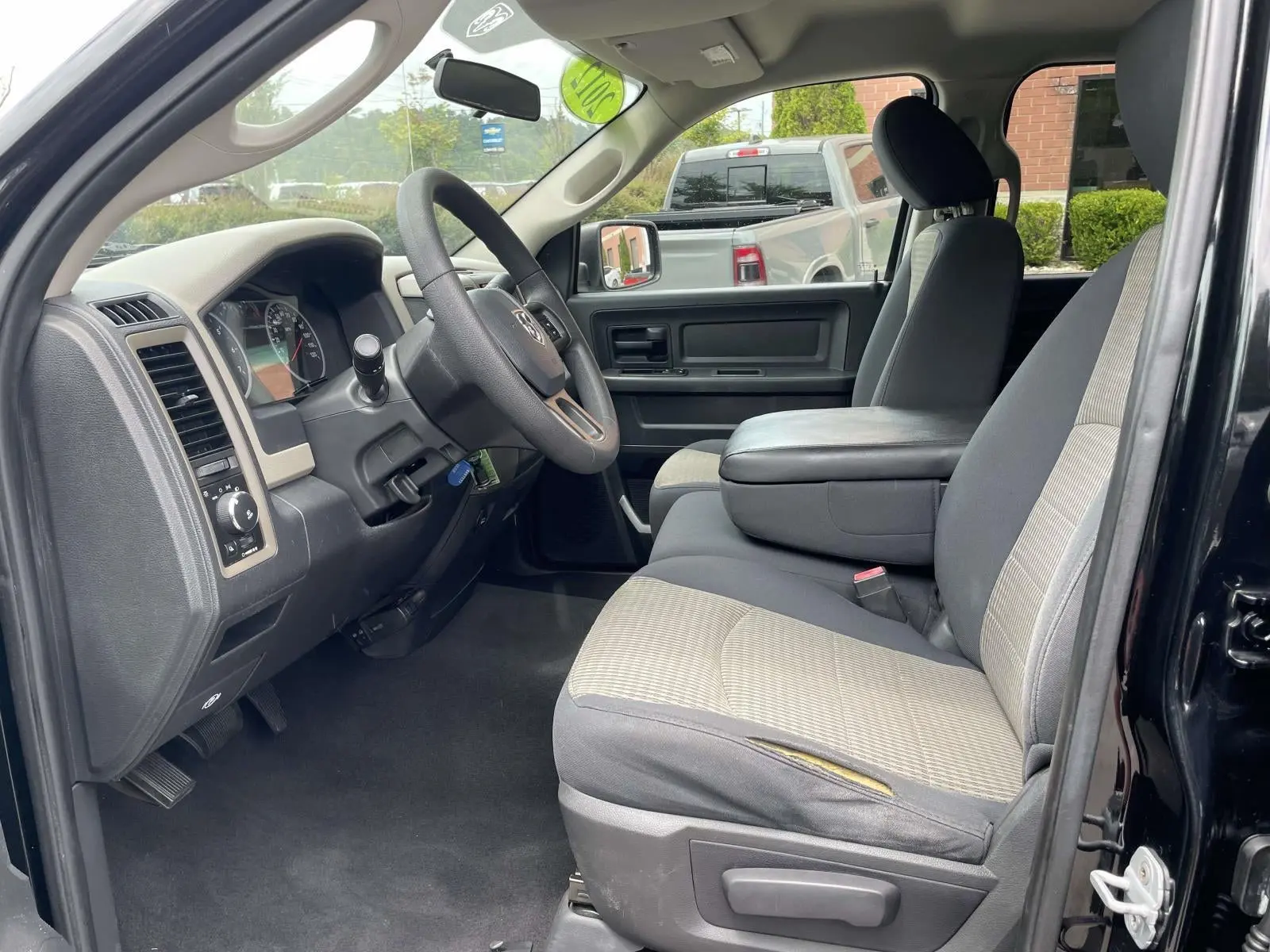 2012 RAM 1500 Express Quad Cab photo 4