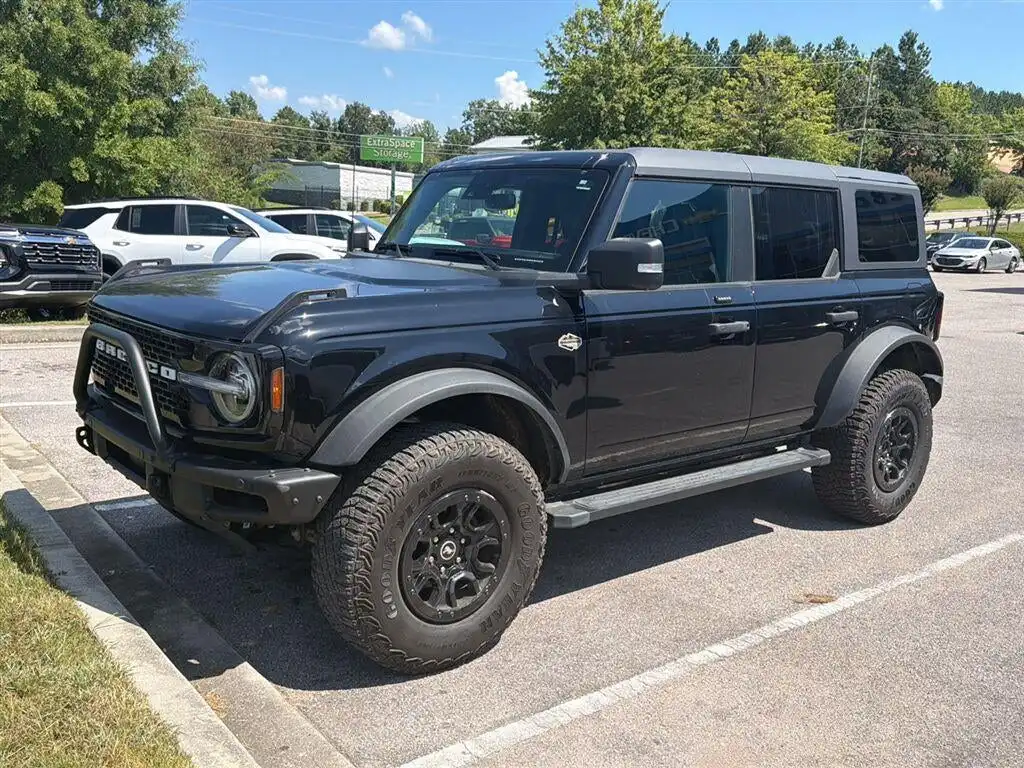 2023 Ford Bronco Wildtrak 4WD's photo
