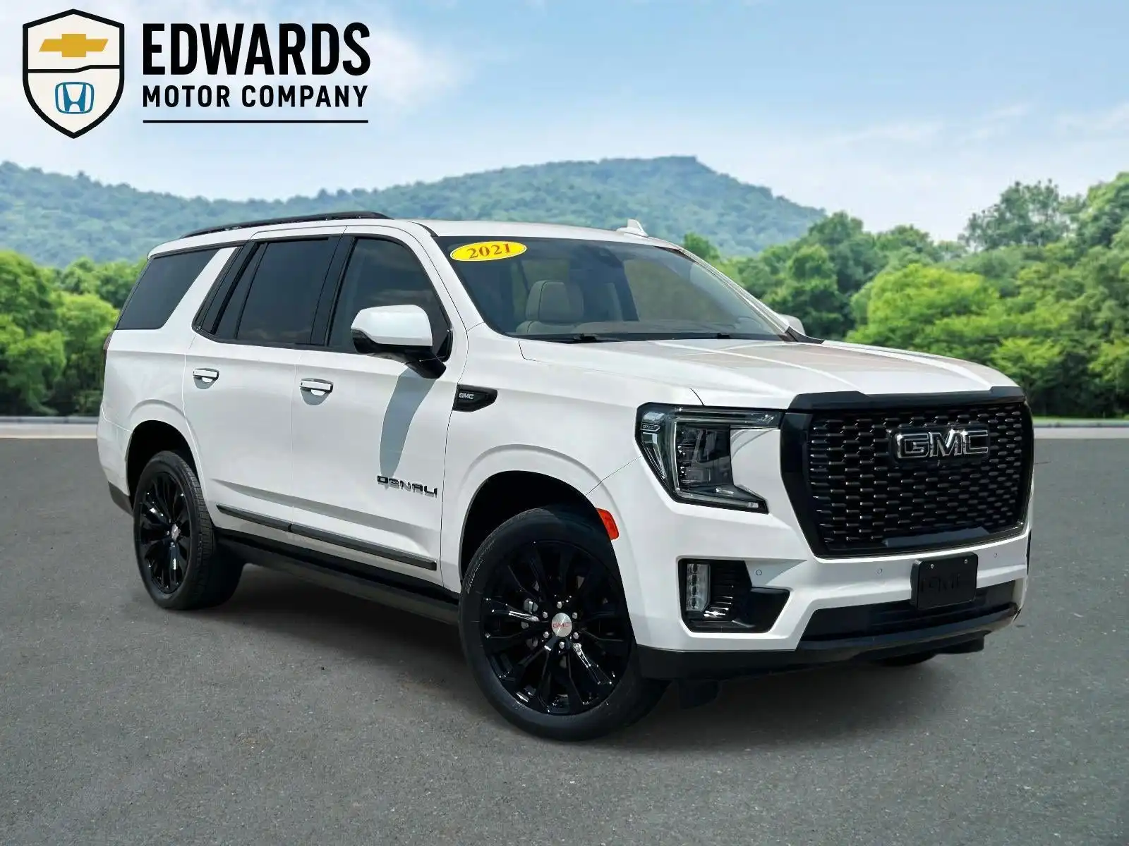 2021 GMC Yukon 2WD Denali's photo