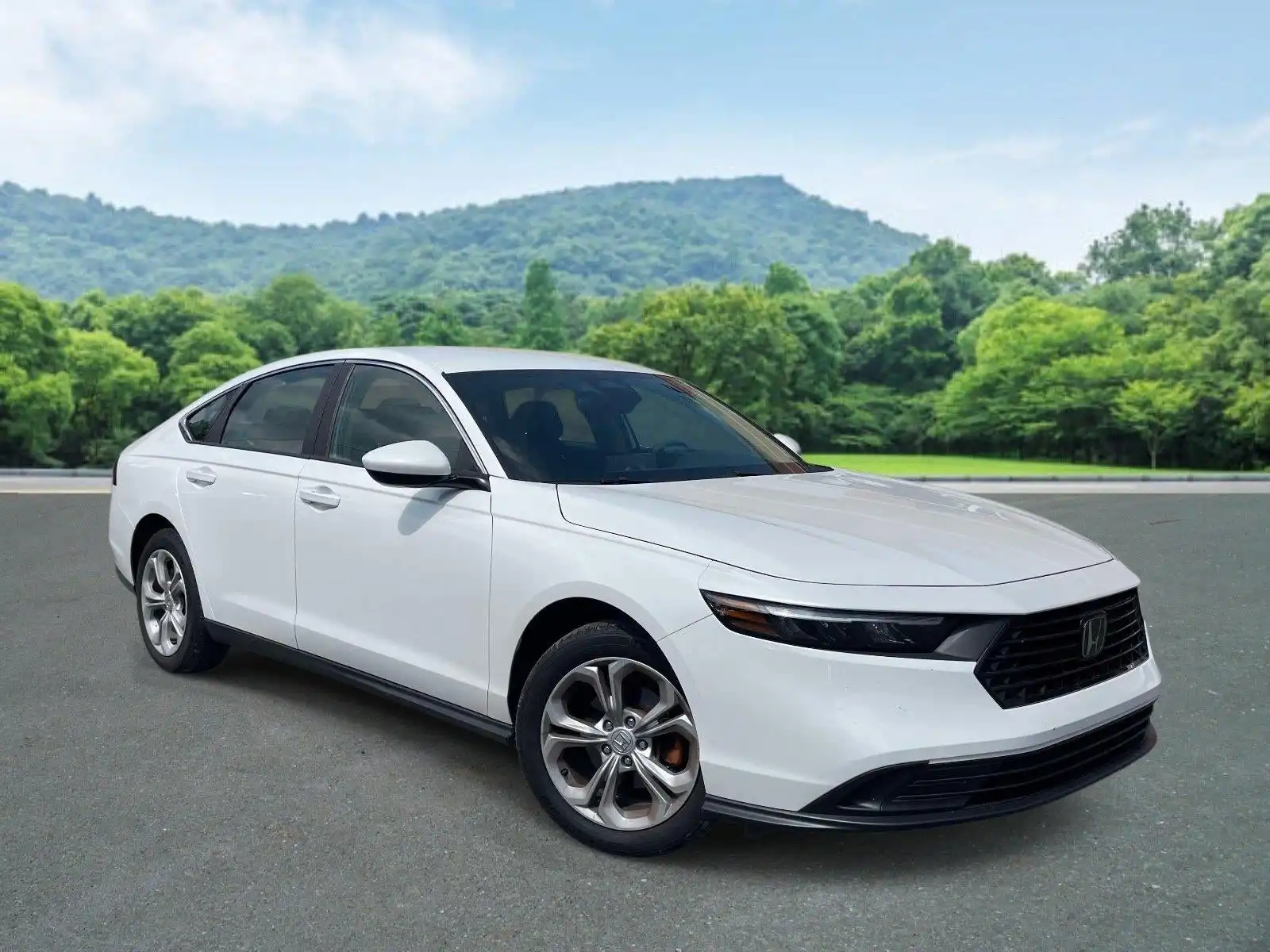 2025 Honda Accord 1.5T LX CVT's photo