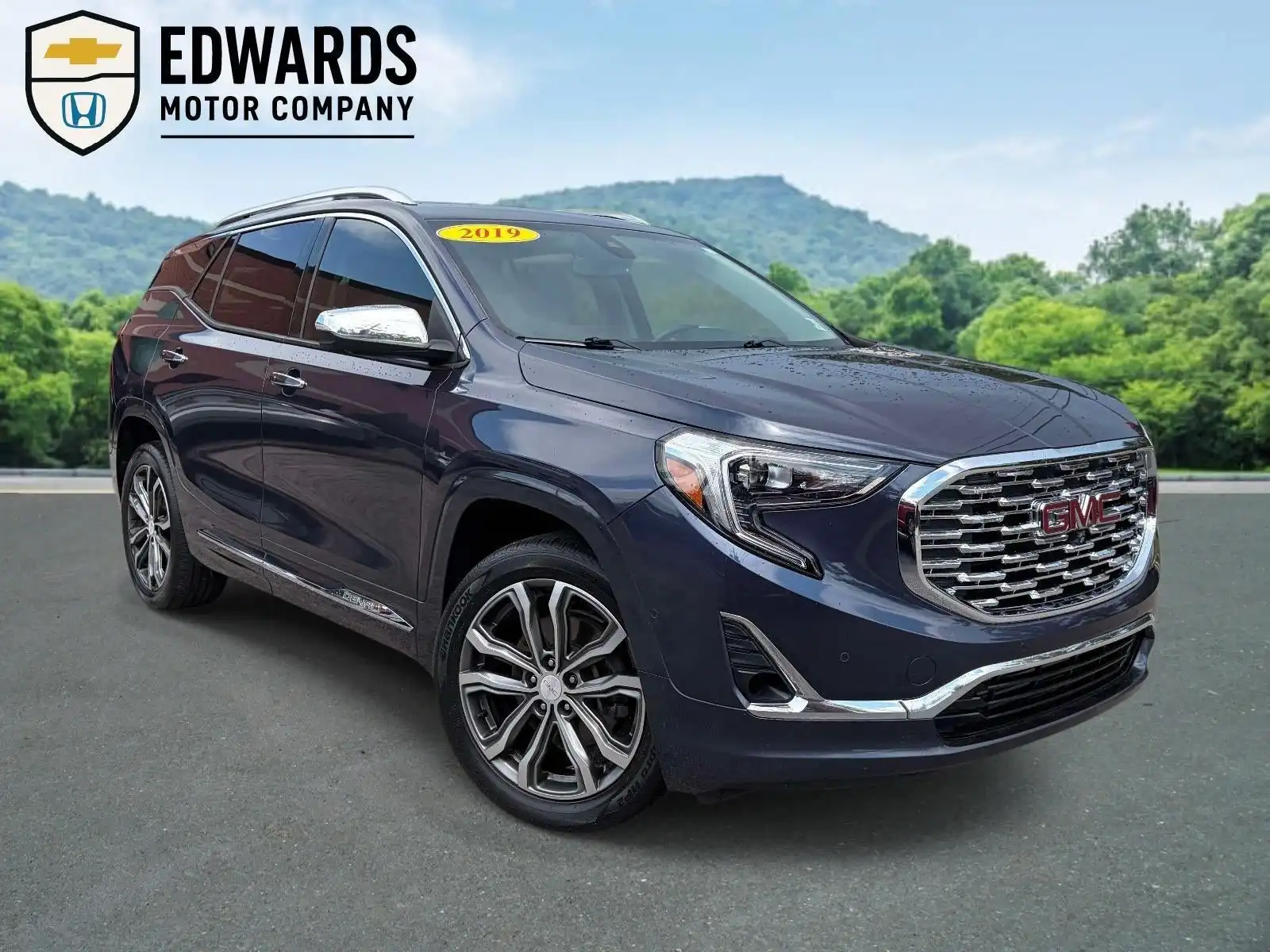 2019 GMC Terrain Denali FWD's photo