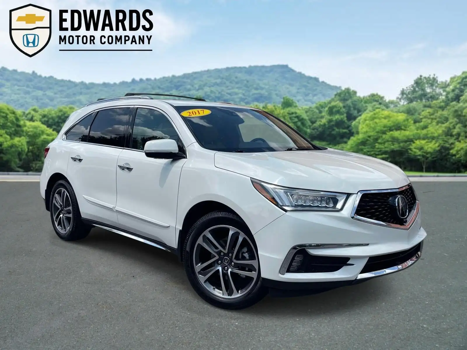 2017 Acura MDX SH-AWD Advance Package Entertainment Package's photo