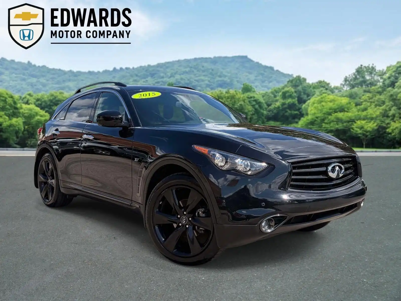 2015 INFINITI QX70 3.7 AWD's photo