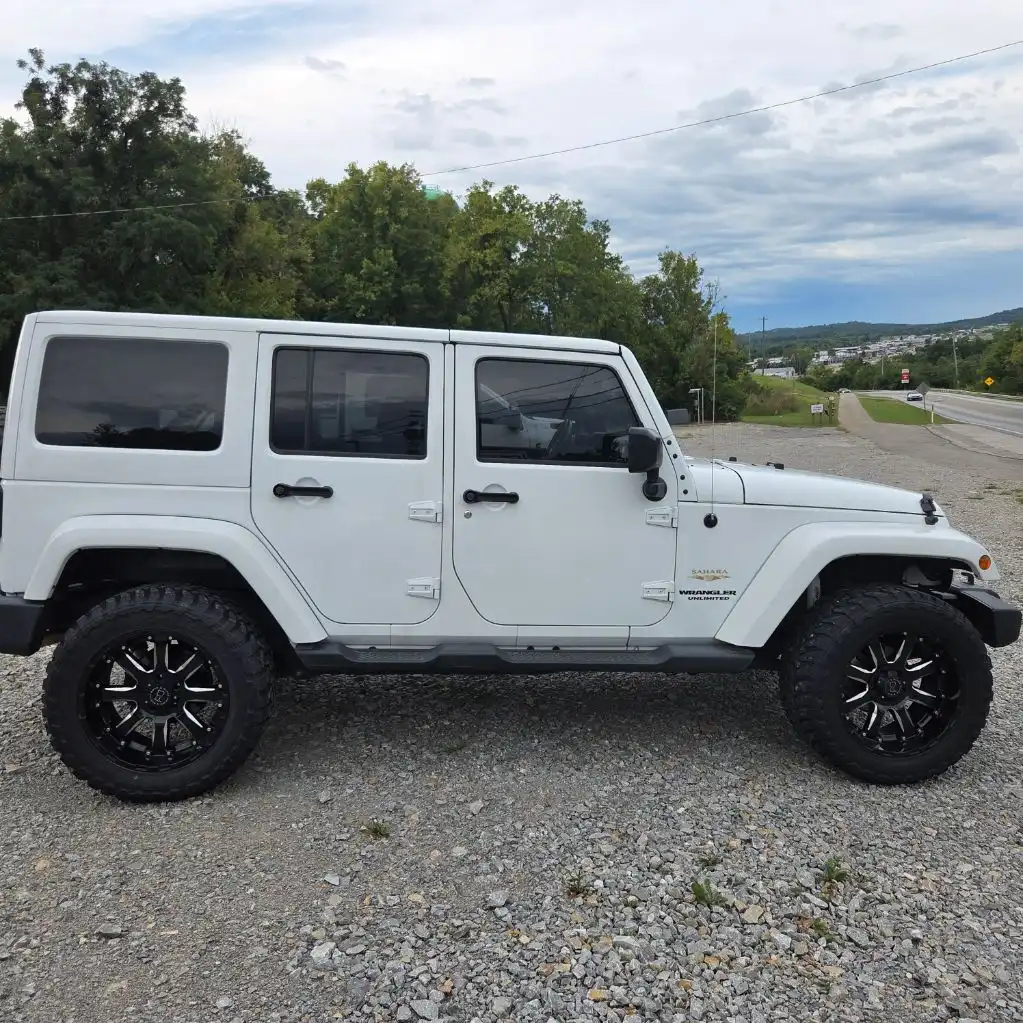 2015 Jeep Wrangler Sahara's photo