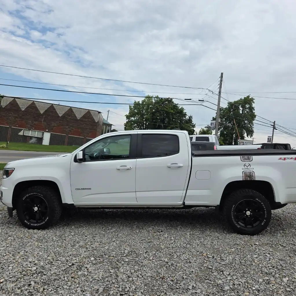 2019 Chevrolet Colorado 4WD LT Crew Cab Short Box's photo