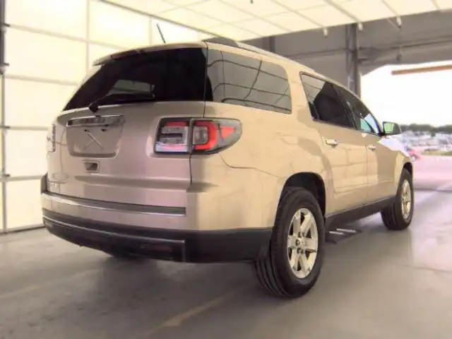 2015 GMC Acadia FWD SLE2's photo