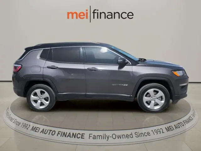 2019 Jeep Compass Latitude 4X4 photo 4