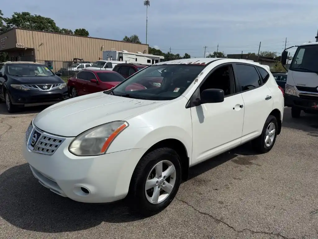 2010 Nissan Rogue SL FWD's photo