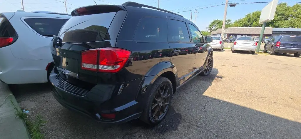 2014 Dodge Journey SXT AWD photo 4
