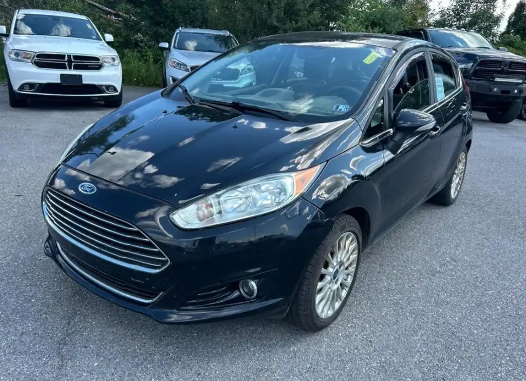 2016 Ford Fiesta Titanium Hatch's photo