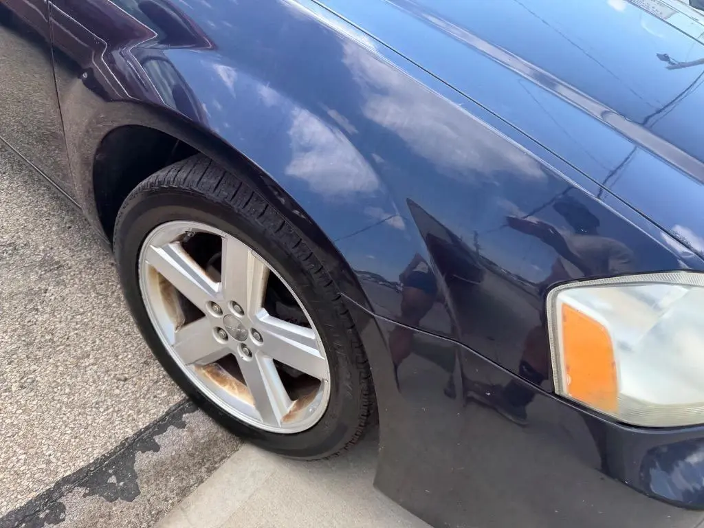 2012 Dodge Avenger SXT photo 5