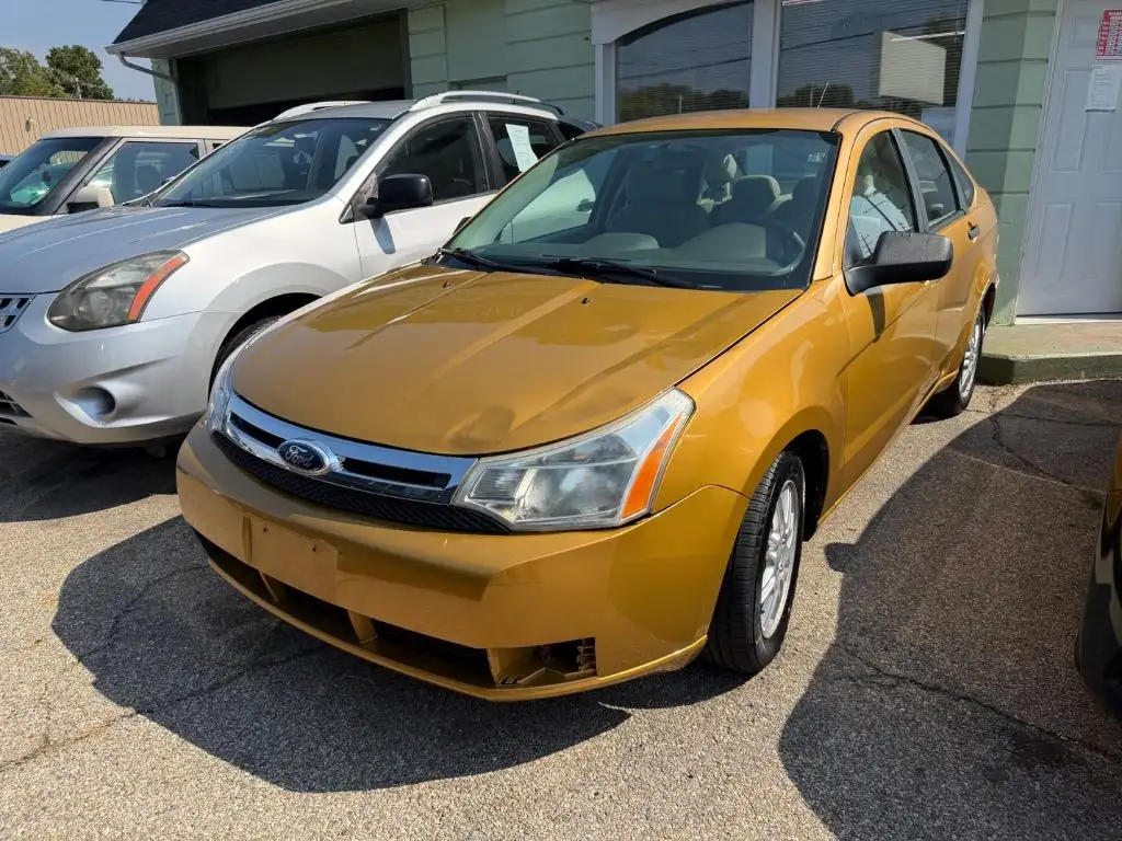 2009 Ford Focus SE's photo