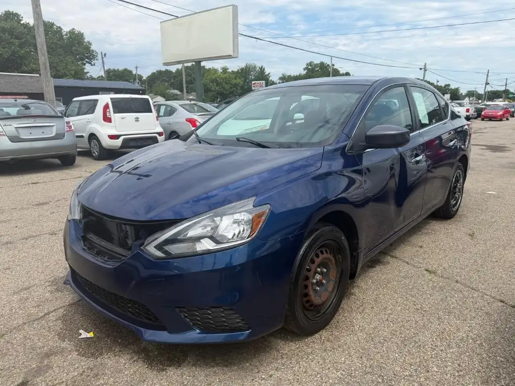 2016 Nissan Sentra S CVT's photo