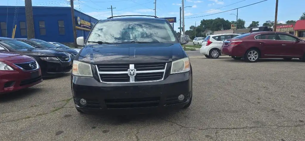 2010 Dodge Grand Caravan SXT FWD's photo