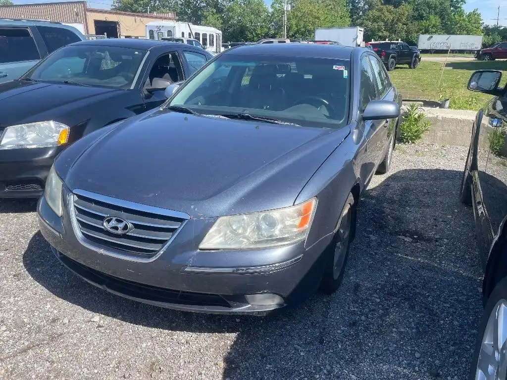 2009 Hyundai Sonata Limited V6 A/T's photo