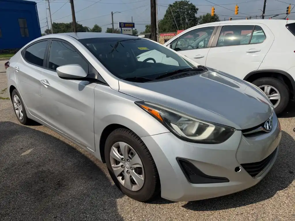 2016 Hyundai Elantra 1.8 SE M/T's photo