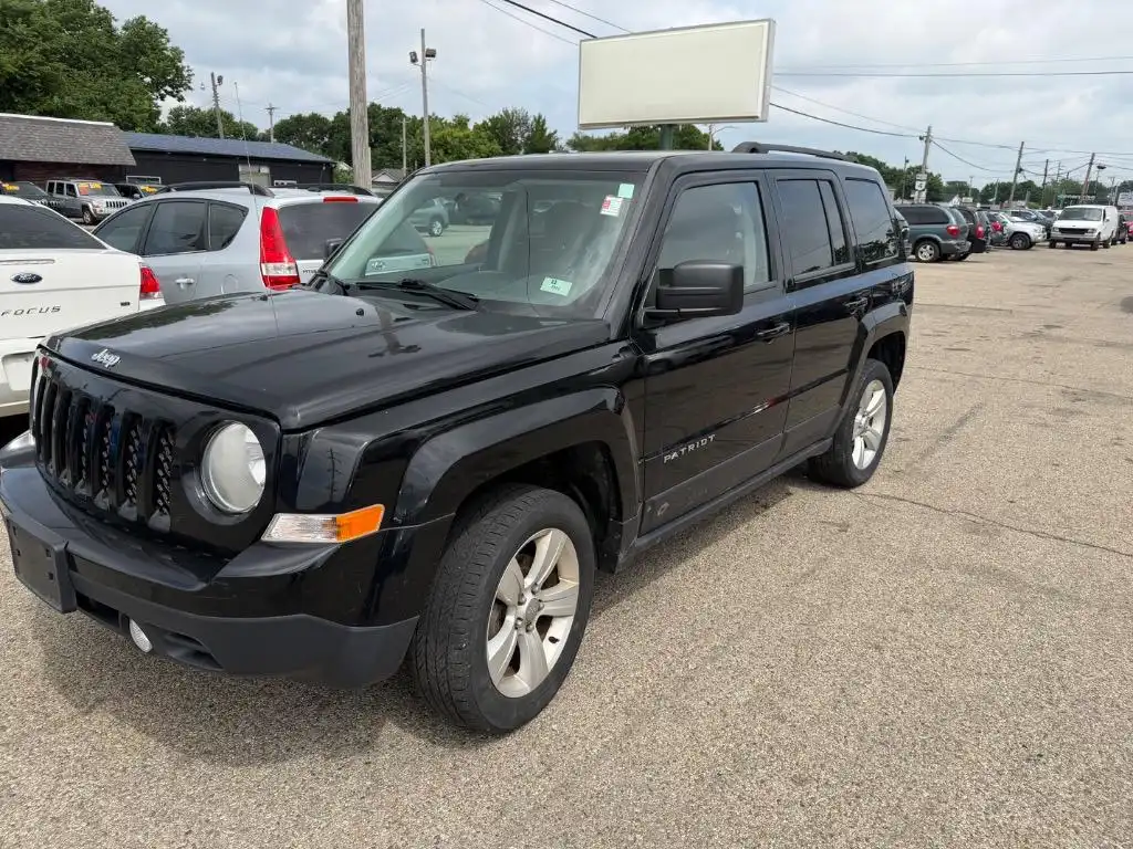 2014 Jeep Patriot Latitude 4X4's photo