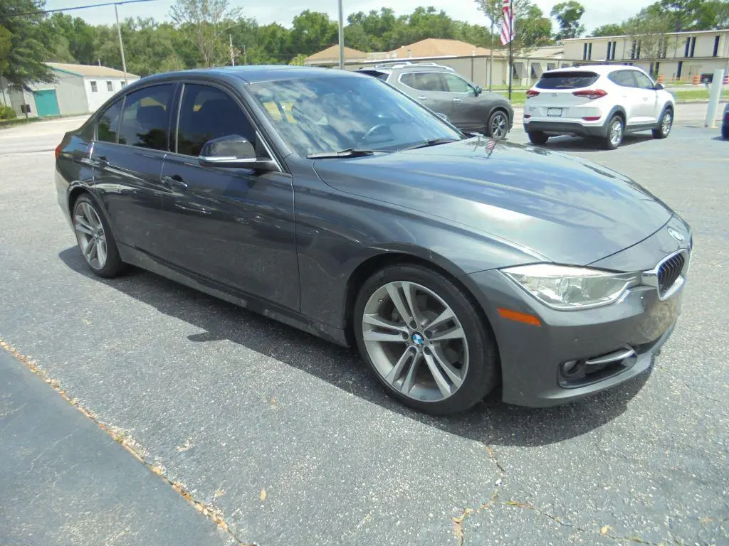 2015 BMW 3 Series 328i Sedan M Sport Line photo 3