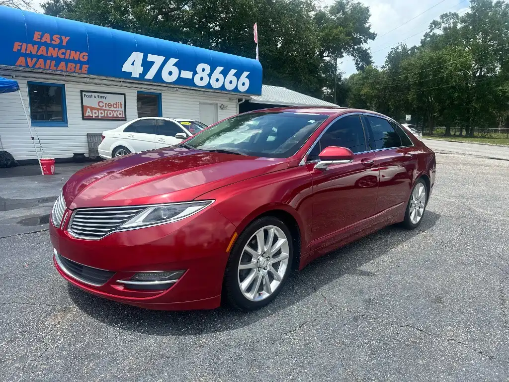 2016 Lincoln MKZ Front Wheel Drive's photo