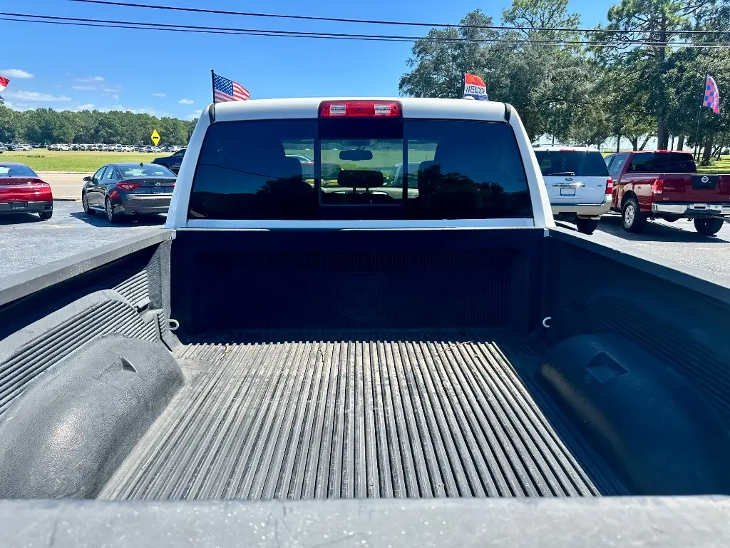 2011 RAM 1500 SLT Quad Cab photo 5