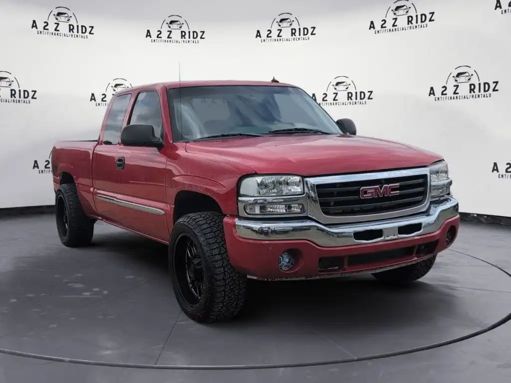 2003 GMC Sierra's photo