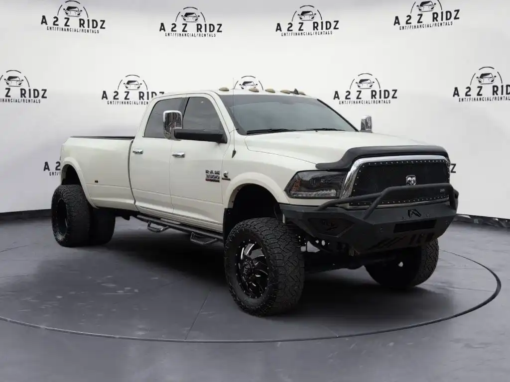 2018 RAM 3500 Laramie 4X4 Crew Cab LWB's photo