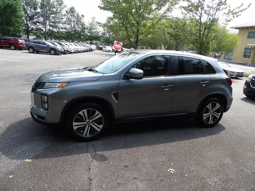 2021 Mitsubishi Outlander Sport 2.0 SE AWC CVT's photo
