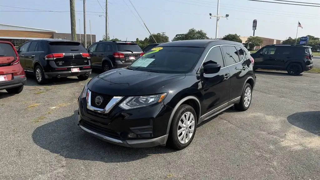 2018 Nissan Rogue S FWD's photo