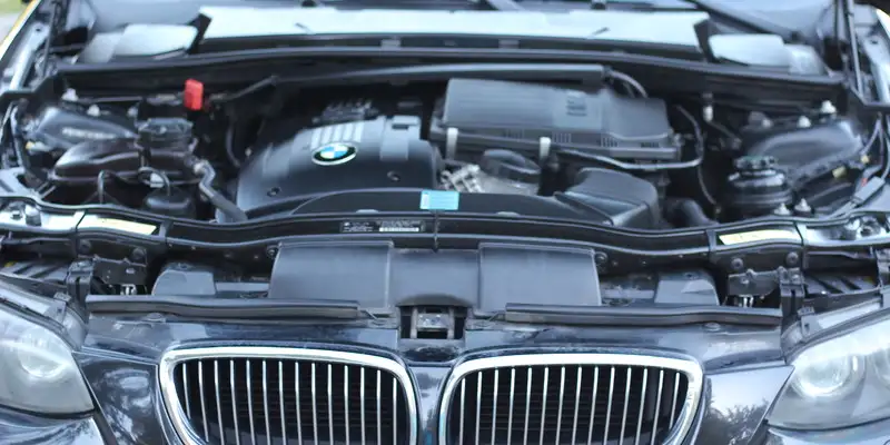2009 BMW 3 Series 335i Coupe's photo