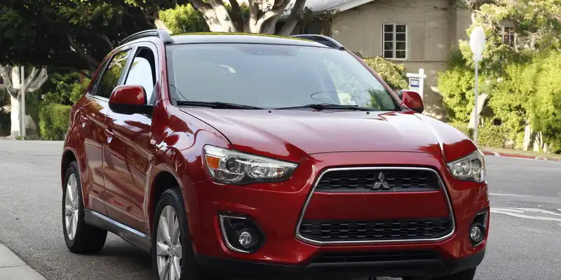 2014 Mitsubishi Outlander Sport 2.0 SE AWC CVT's photo
