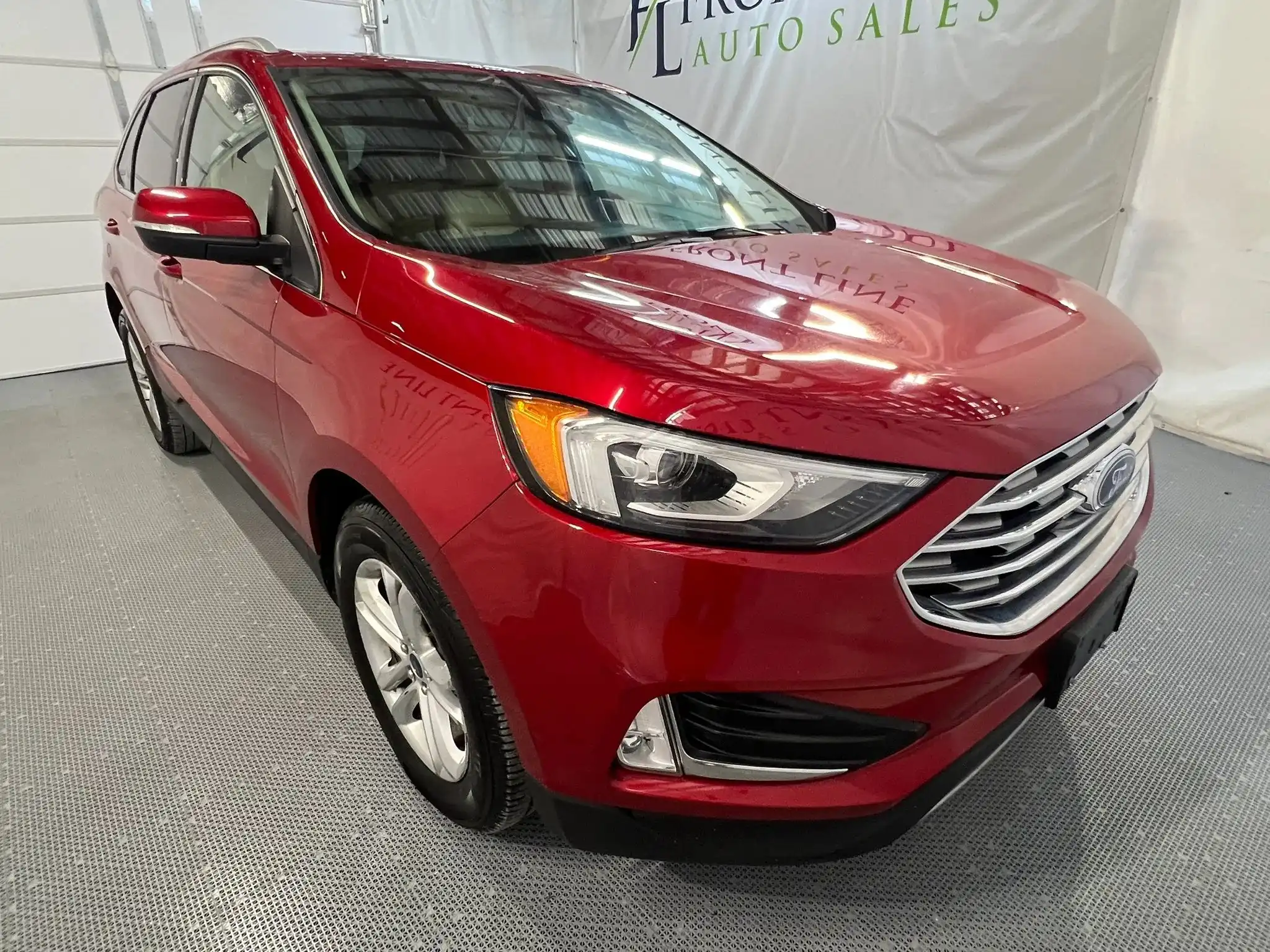 2020 Ford Edge SEL's photo