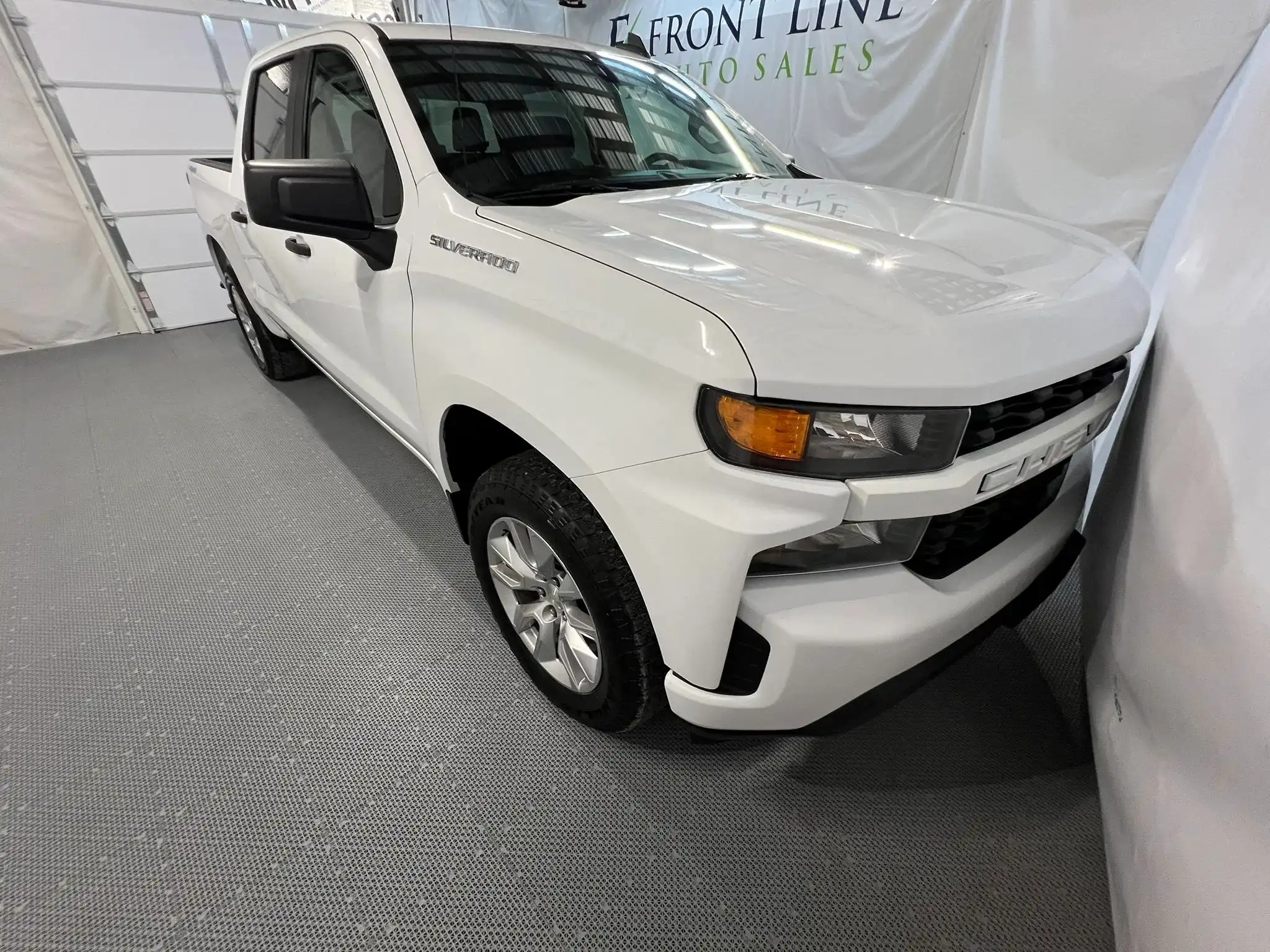 2020 Chevrolet Silverado 1500 Custom 4WD Crew Cab Short Box's photo