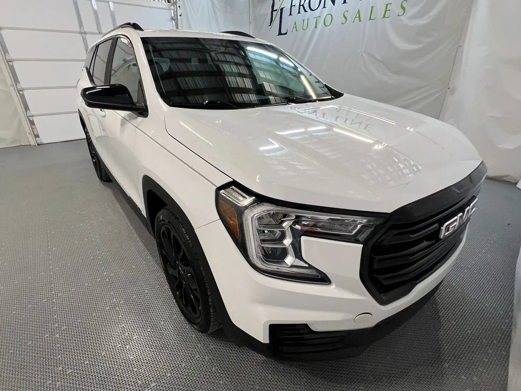 2023 GMC Terrain SLE FWD's photo